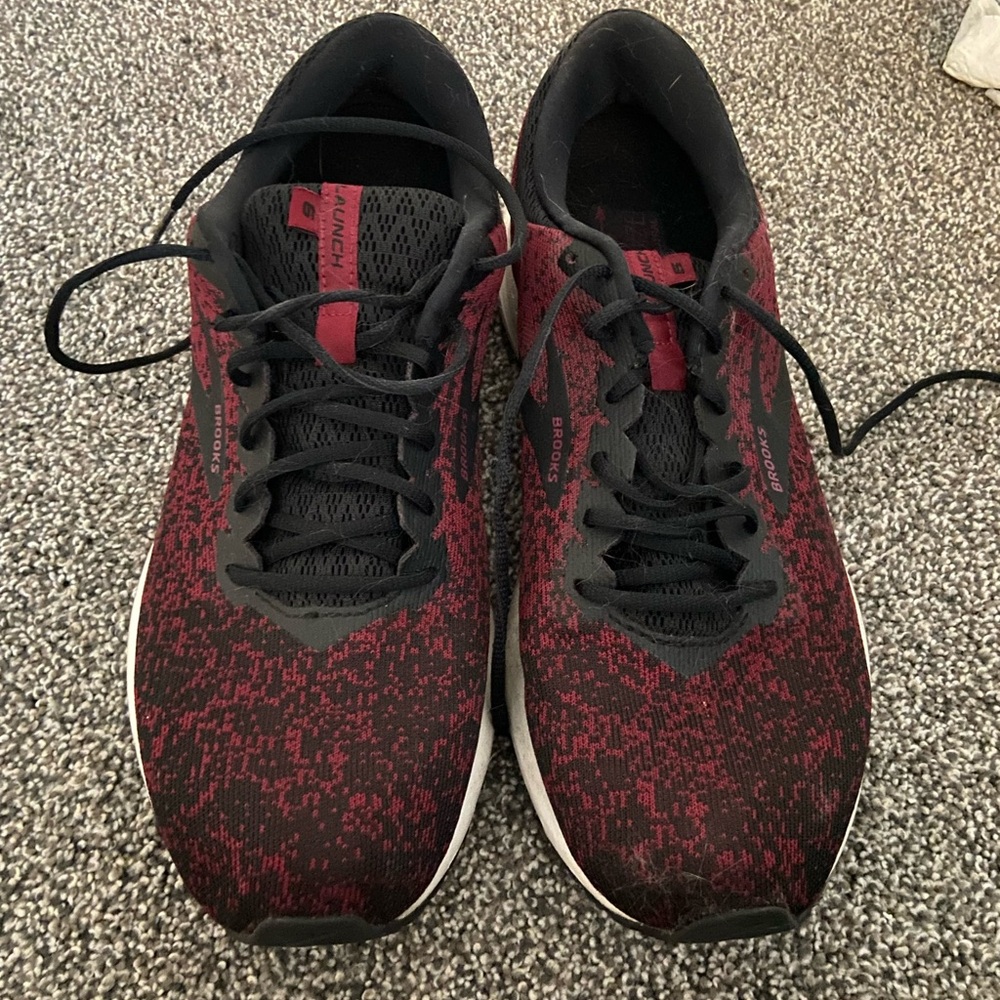 Brooks size 11 men’s running shoes